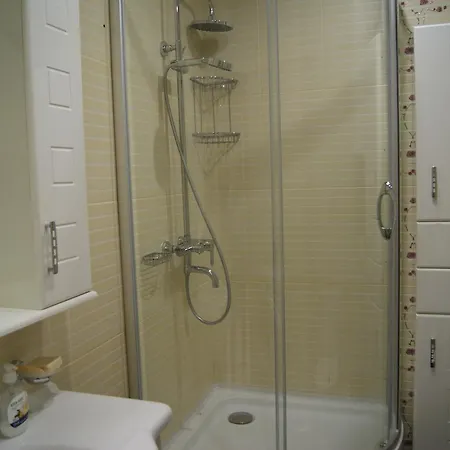 Usad'ba Razumovskogo *