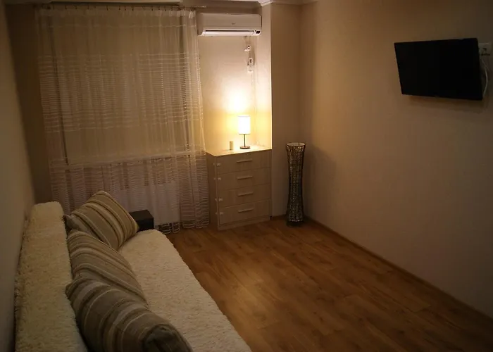 Usad'ba Razumovskogo *